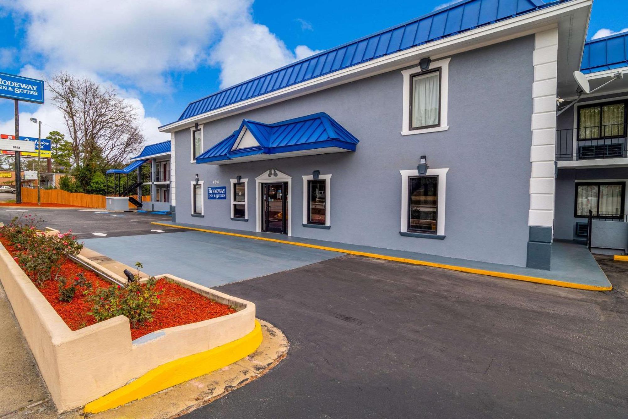 Rodeway Inn & Suites Fort Jackson Columbia Exteriör bild